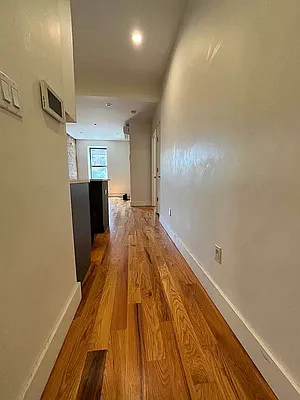 Rented by Bond New York | media 21