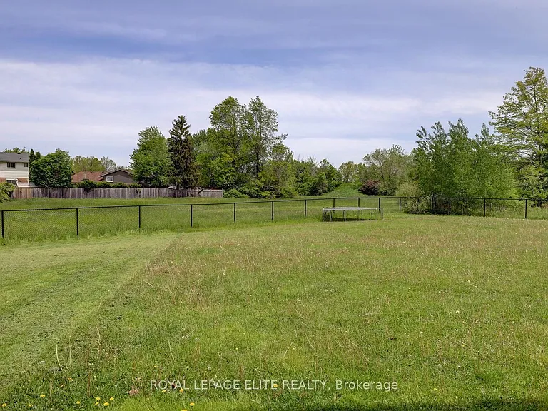 8025 Cole Ct — Photo 34