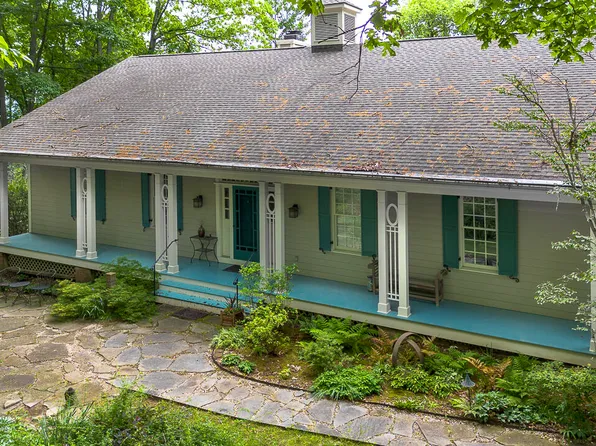 88 Deer Dr, Lexington, VA 24450