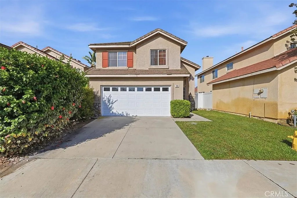 3 bed, 2.5 bath, 1357 sqft, $3,250 — Photo 1