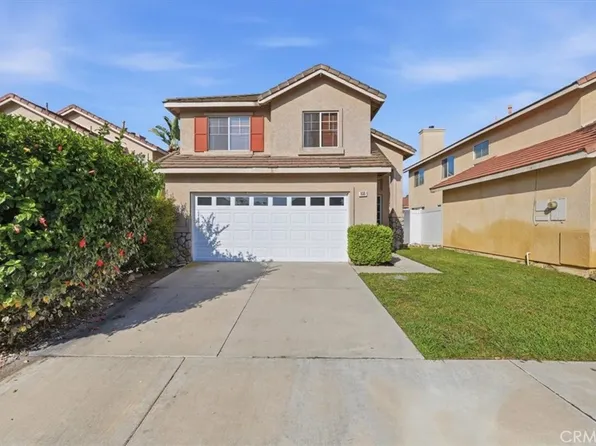 930 Primrose Ln, Corona, CA 92878