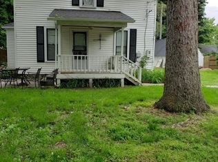 735 Brighton Lake Rd, Brighton, MI 48116