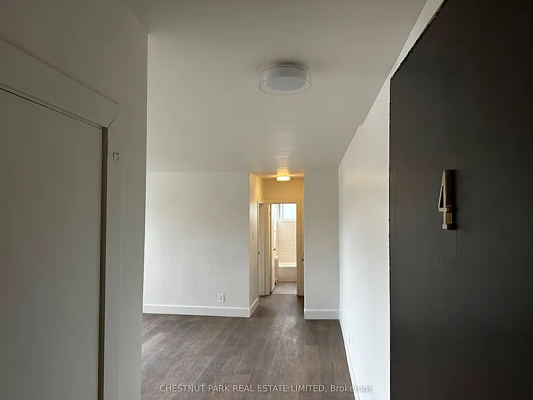 1 Wingreen Ct #4 — Photo 3