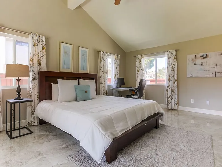 10730 Carillon Ct — Photo 29