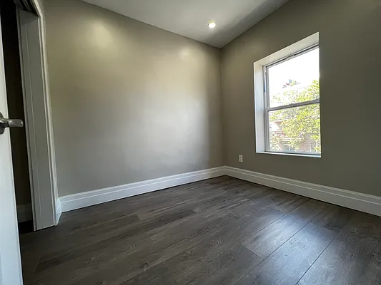 Rented by JB Mac Real Estate Inc. | media 5