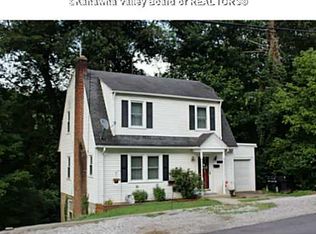 1015 Montrose Dr, South Charleston, WV 25303