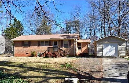 1st image of 1680 W Lakewood Dr #1