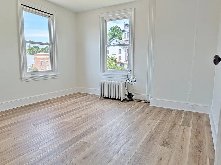 Light and Bright Living Room