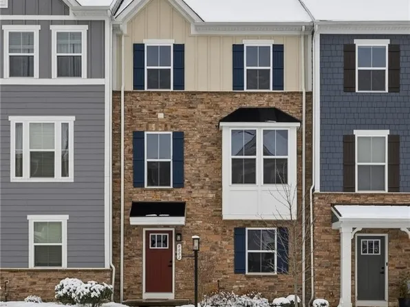 9002 Hickory Rd, Gibsonia, PA 15044