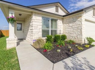 220 Lignite Dr, Jarrell, TX 76537