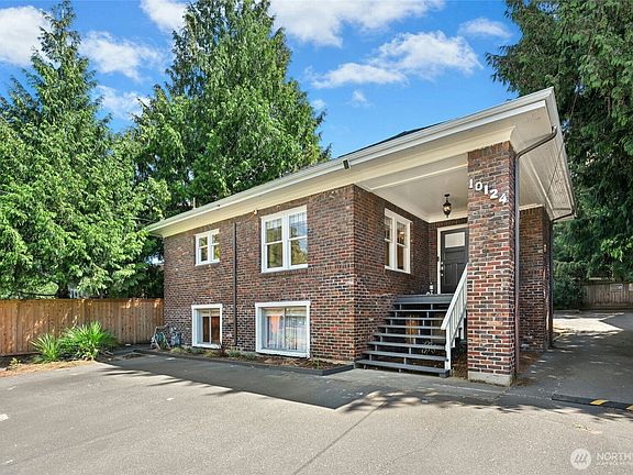 4th image of 10124 3rd Avenue NW