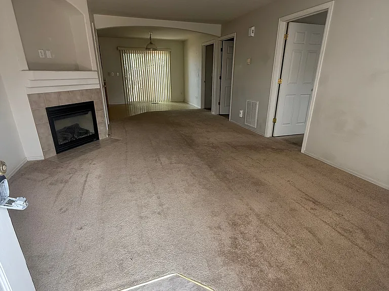 299 Ellers Grv — Photo 11
