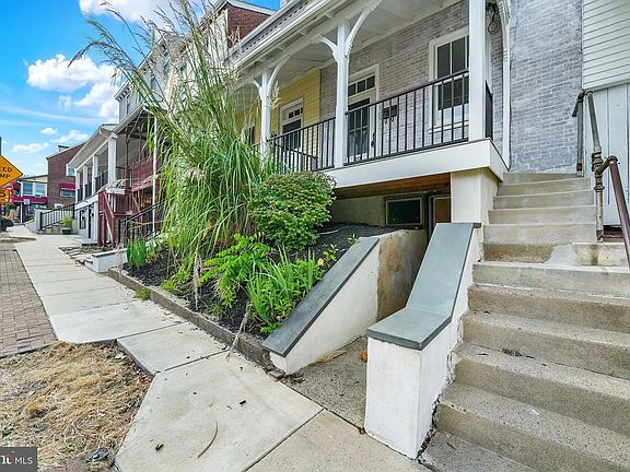 3rd image of 313 E State St