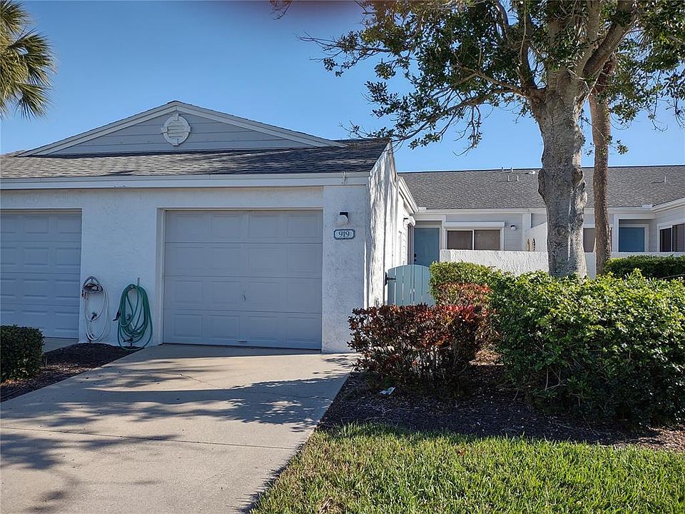 1st image of 919 Waterside Ln