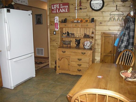 5th image of 2071 1st Ln