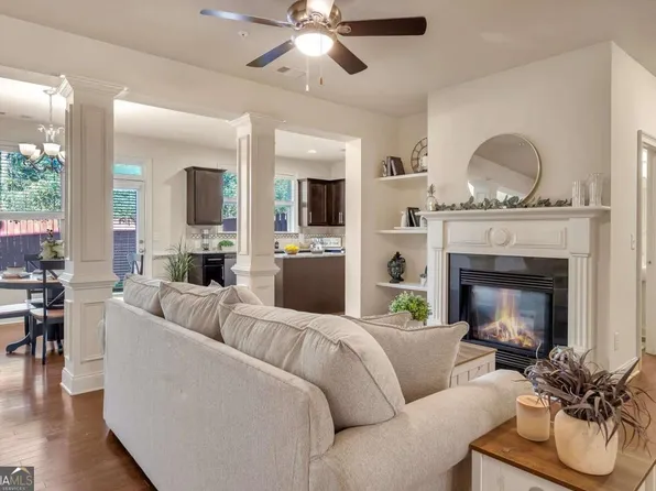 2243 Knoxhill Vw SE, Smyrna, GA 30082