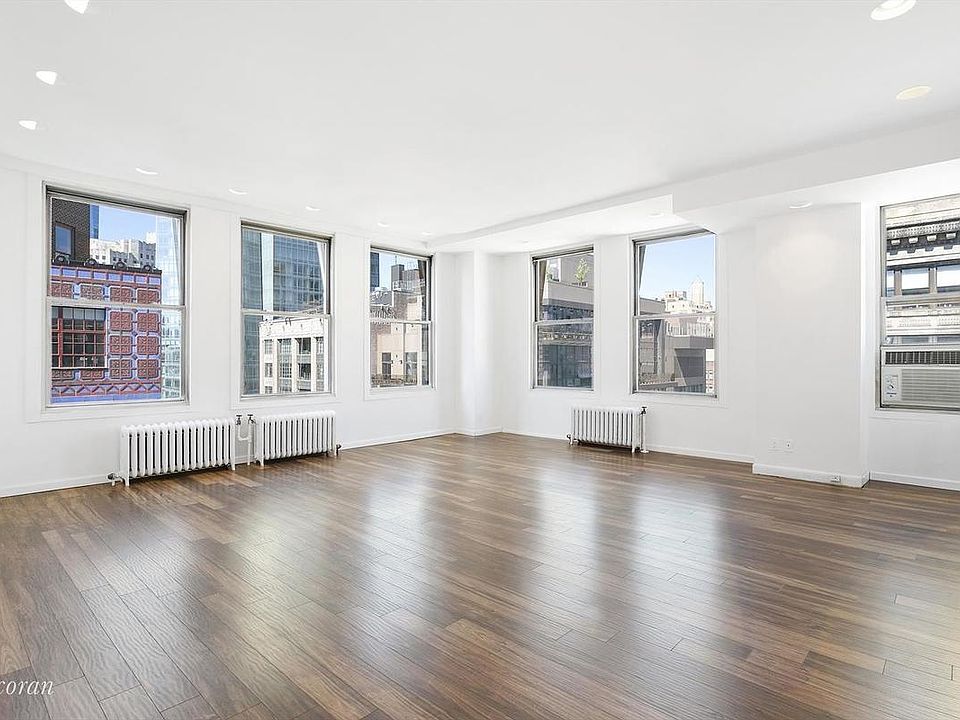1st image of 425 Park Ave S APT 18B