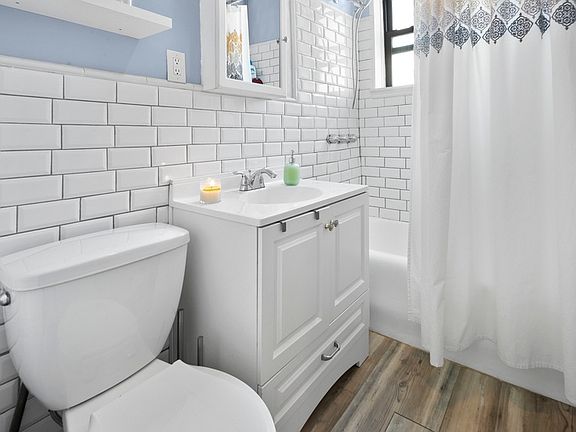 5th image of 41-42 42nd St #6N