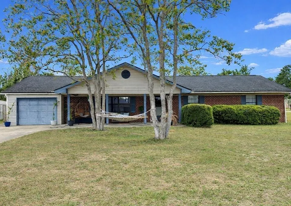 131 Fawn Ln