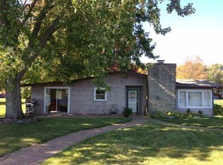 240 Lane 650ae Snow Lk, Fremont, IN 46737