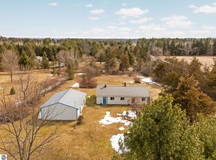 9125 Ayers Rd, Williamsburg, MI 49690