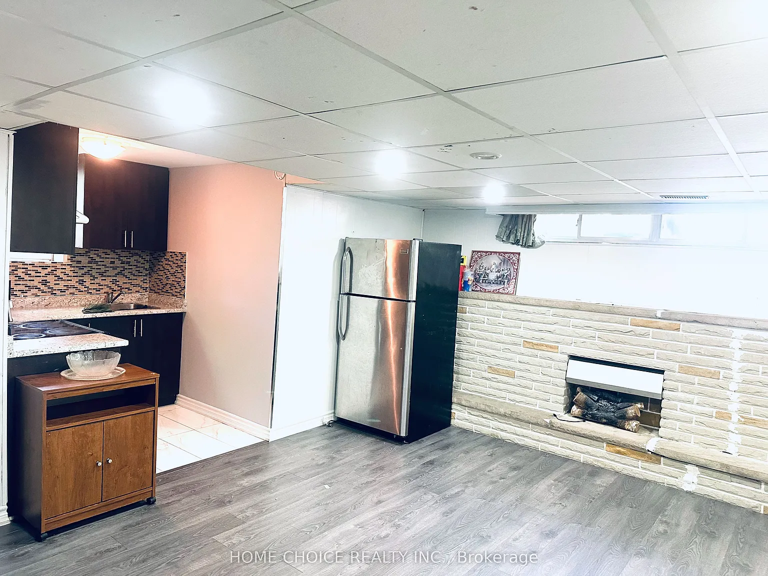 2 bed, $2,000 — Photo 2