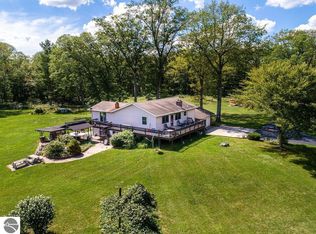 3175 Strand Rd, Muskegon, MI 49445