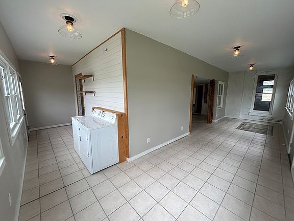 5th image of 3540 Payson Rd