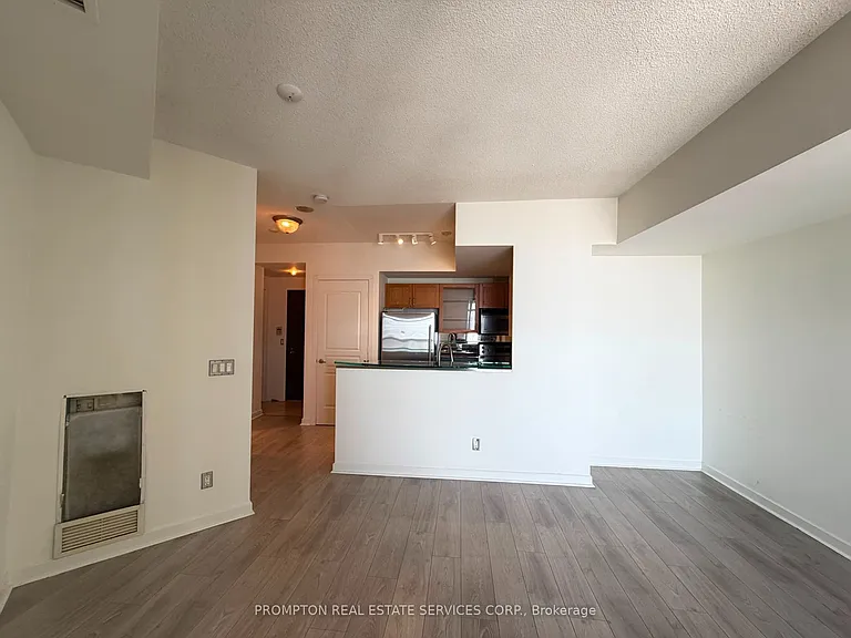438 Richmond St W #1107 — Photo 9