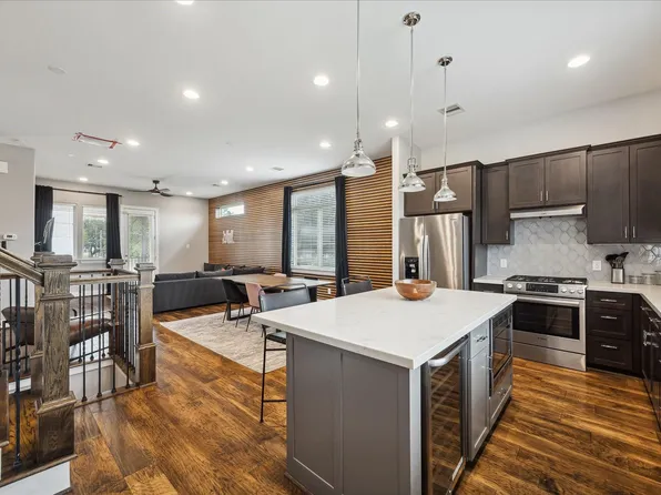 1412 Cleburne St, Houston, TX 77004