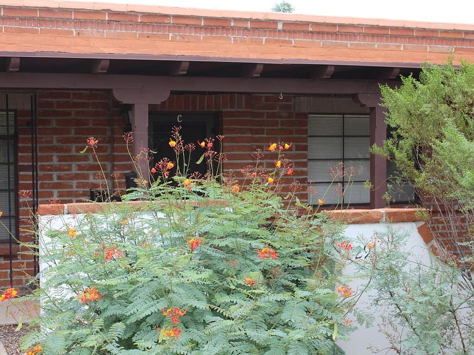 1st image of 291 S La Canada Dr