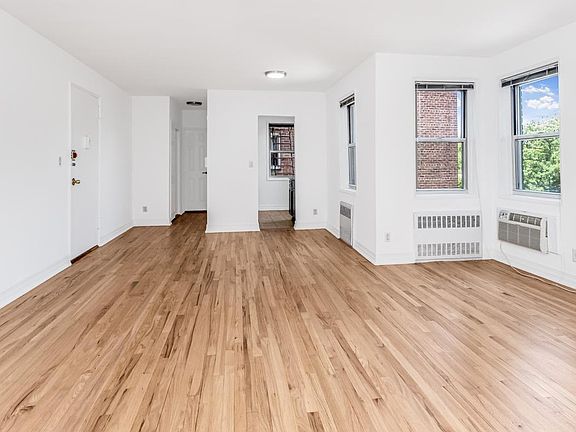 5th image of 611 Palmer Road #5O