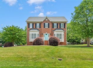 145 Stonburg Rd, Clemmons, NC 27012