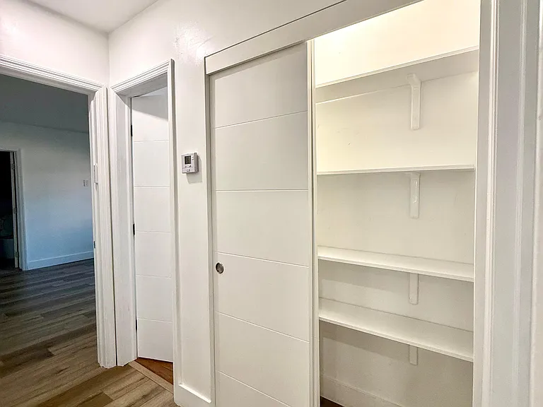 4411 Thomas St — Photo 12