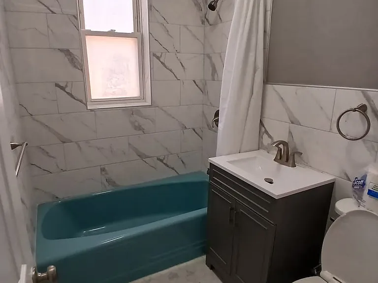 149 E 92nd St #2 — Photo 11