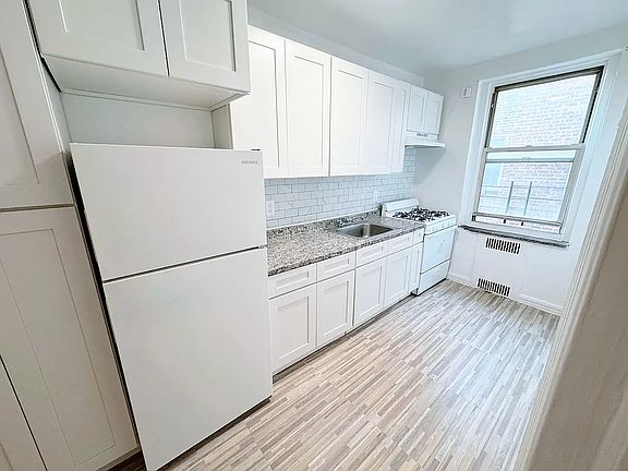 4th image of 83-43 118th St #3E