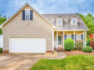 192 Spicewood Cir, Troutman, NC 28166