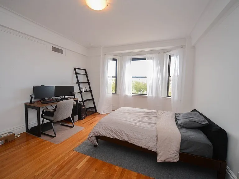 464-466 Commonwealth Ave #63 — Photo 3