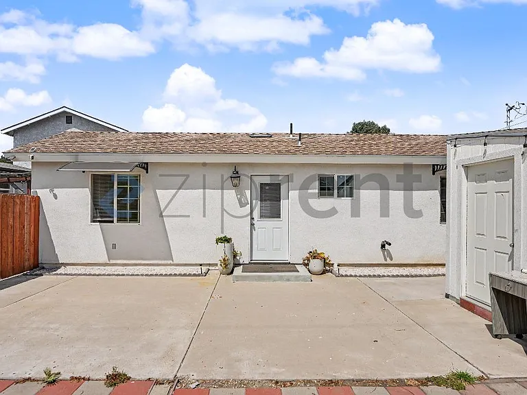 14028 Rexwood Ave #A — Photo 2