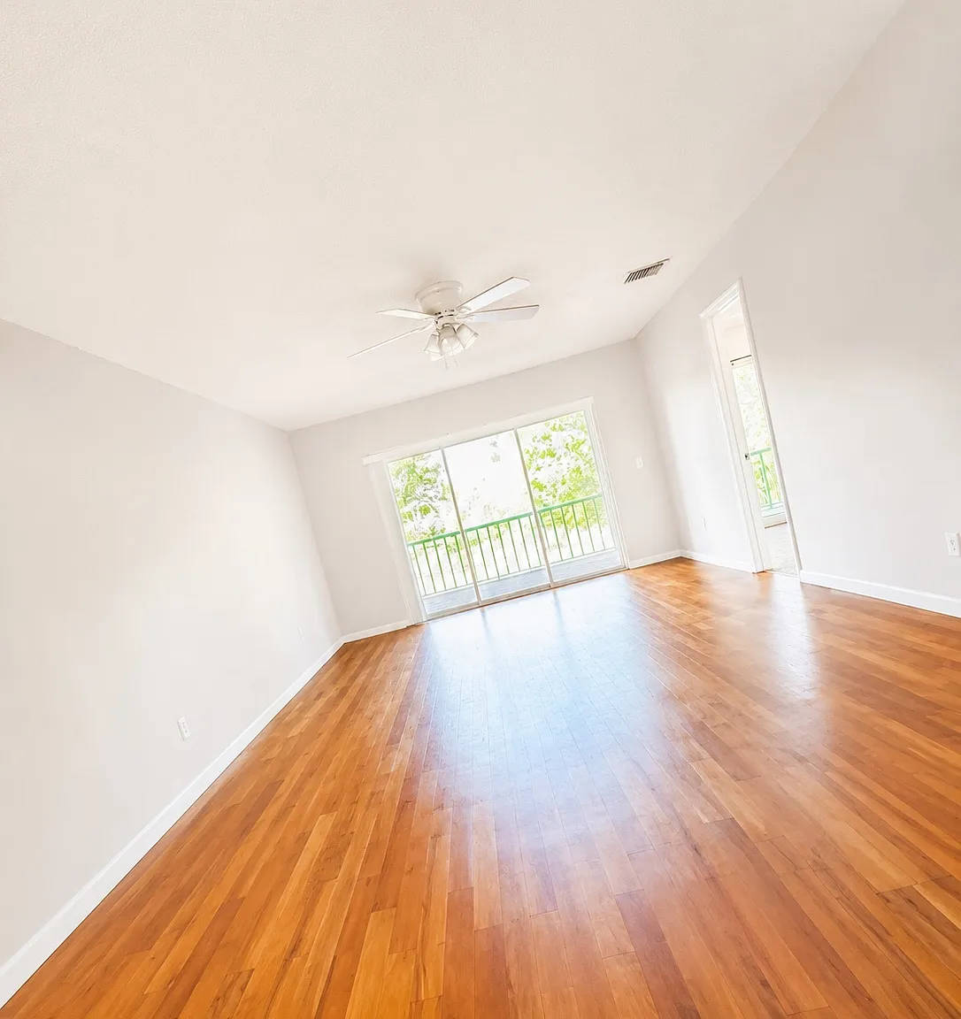 2 bed, 1100 sqft, $1,825 — Photo 3