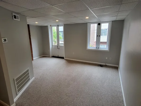 761 S 7th St APT 2, Philadelphia, PA 19147