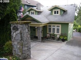 6425 SE Thorburn St, Portland, OR