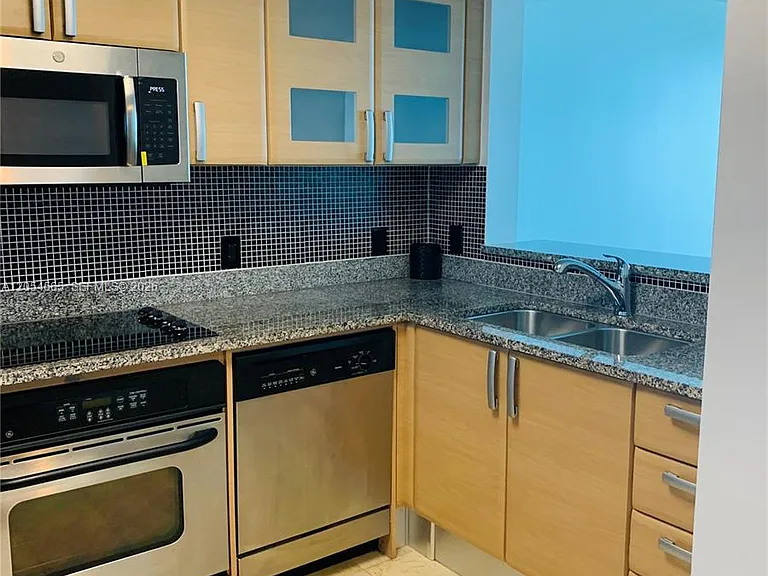 2101 Brickell Ave #2611 — Photo 8