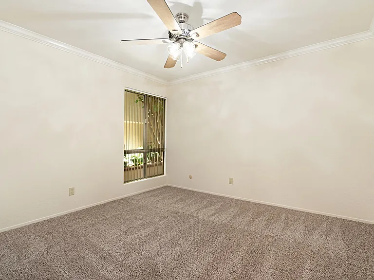 2266 Cazador Dr #4 — Photo 17