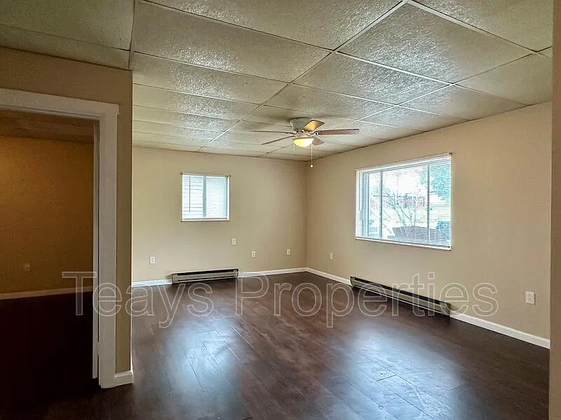 1 bed, 1.0 bath, $700 — Photo 2