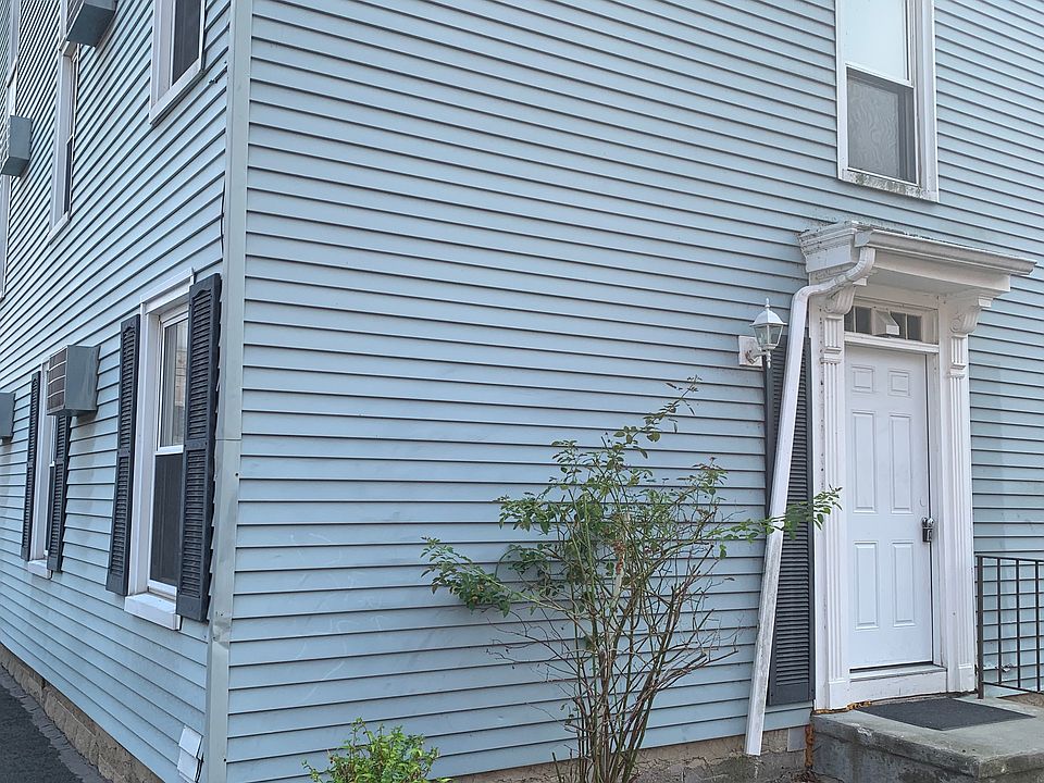 2nd image of 13 Park Pl #C-2