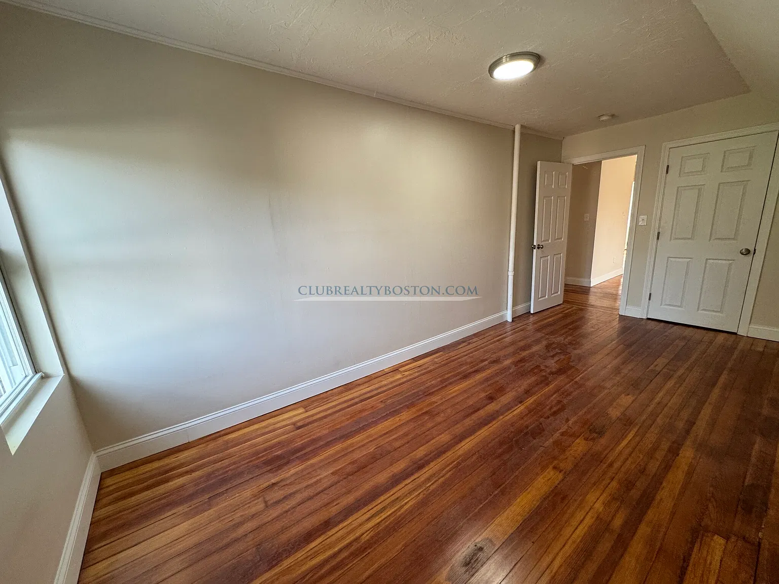 2 bed, $1,200 — Photo 2