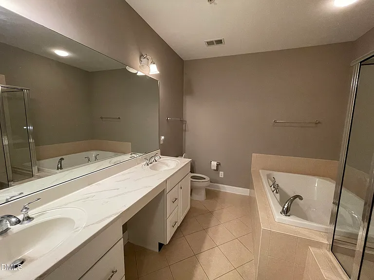 10411 Rosegate Ct #3 — Photo 30