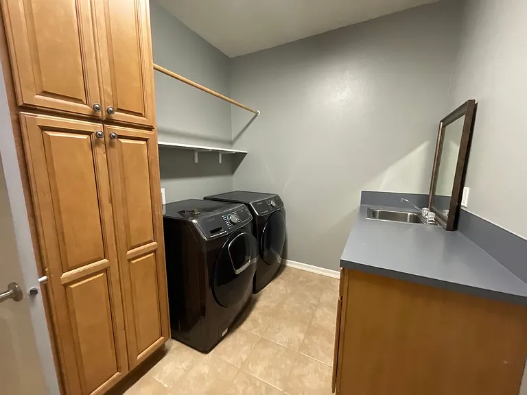 228 Winchester Creek Ave — Photo 27