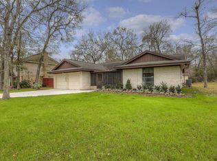 1309 Oak Hollow Dr, Dickinson, TX 77539